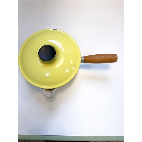 Vintage Le Creuset Wooden Handled Saucepan with Lid - Picture 2 of 12
